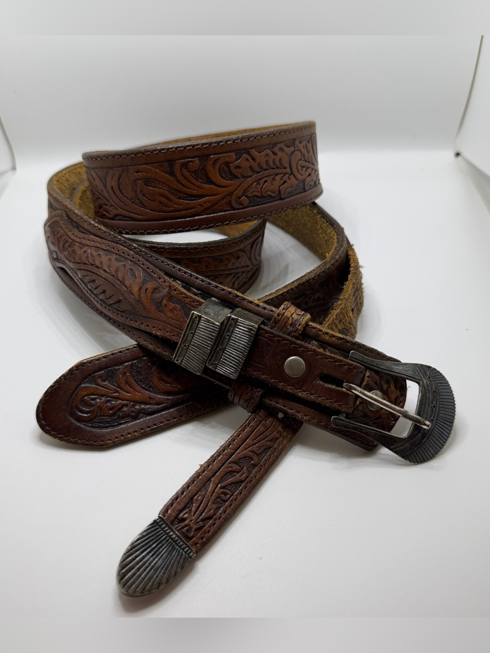 Vintage Tooled Leather Ranger Belt Gilson Smith Sterling Silver Tip Fits 42-45